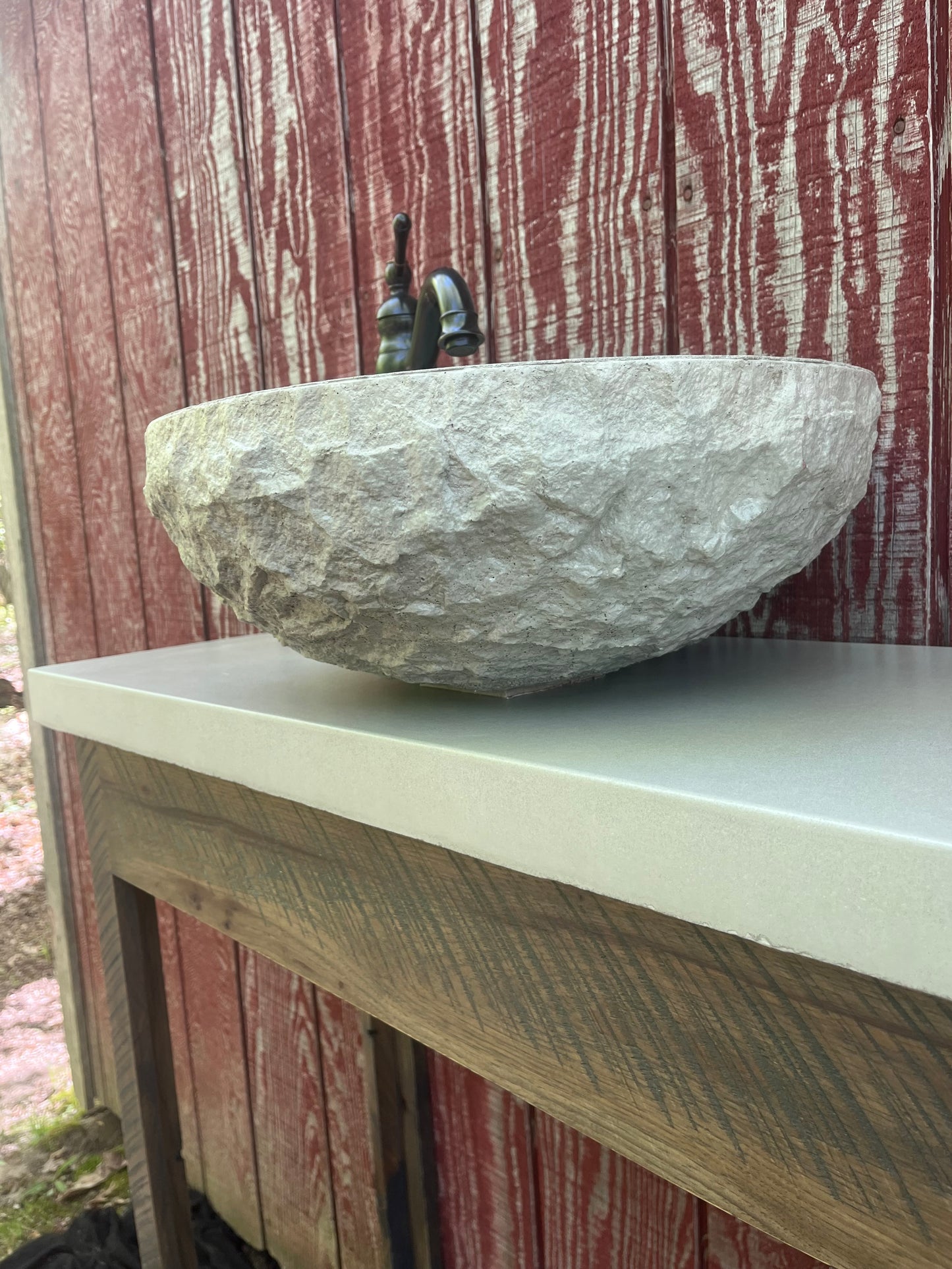 Concrete vessel sink in Classic Grey.